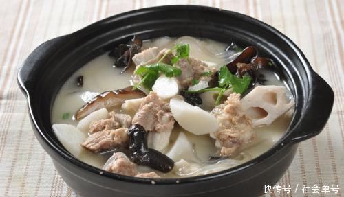 補(bǔ)藥一堆不如黑豆一把，此吃法效果翻10倍，常食百病不生