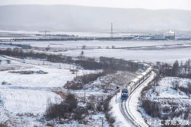  绿皮火车|刷屏朋友圈的“雪国列车”，坐一次你能记一辈子！