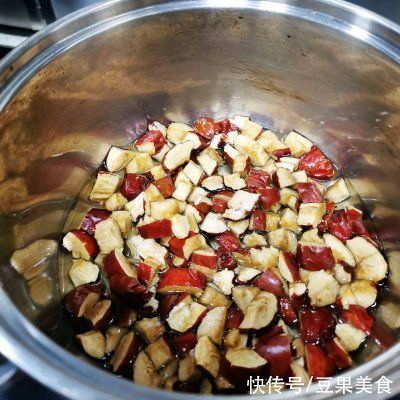 初冬小点心——低油红枣核桃蛋糕(老式枣糕)