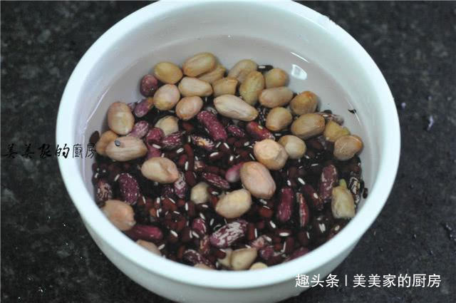 做法|自从学会面包此做法,我家一周做一次,蓬松柔软还拉丝,太好吃了