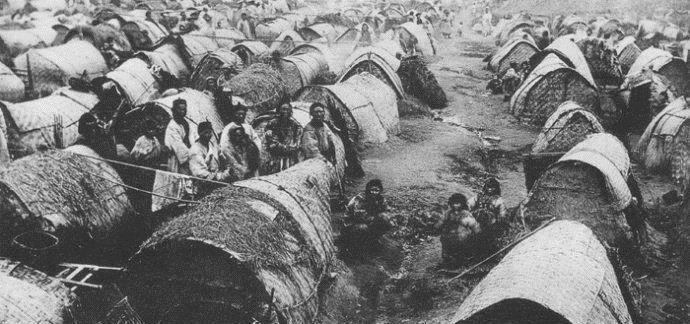 下图为住|清朝末的人们遭遇大水灾是怎么活的,罕见老照片