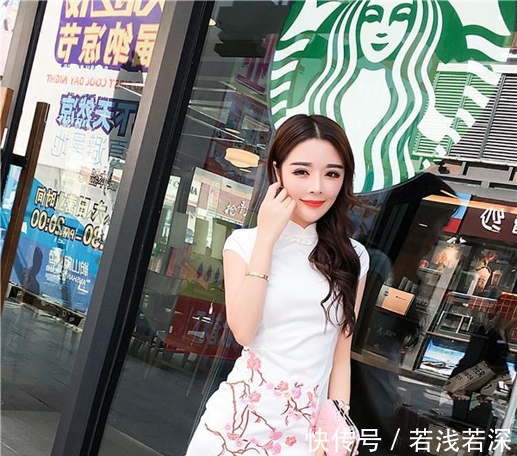 爱情由纯白到苍白,由苍白到化作尘埃!