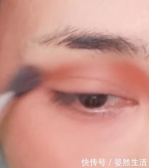 红色额|痘痘女仿妆灰姑娘,开始皮肤状态太差了,看到最后还挺有气质