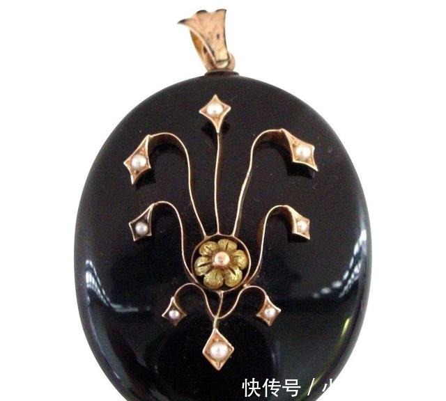 珠宝首饰中的“死亡产业”:哀悼珠宝