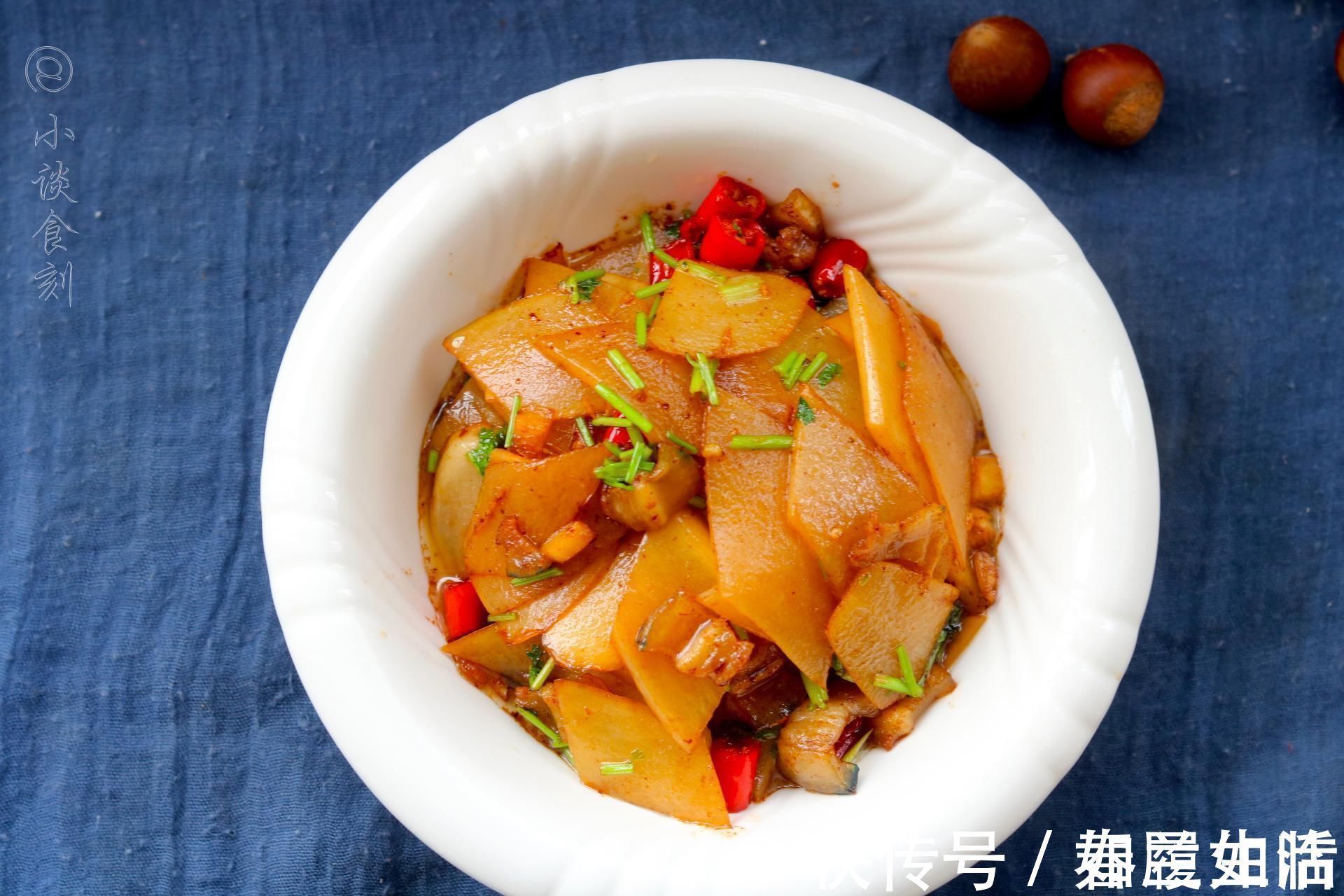 斜刀状|入秋后,山药莲藕不如它,1块钱一斤,营养美味又滋补,媲美人参