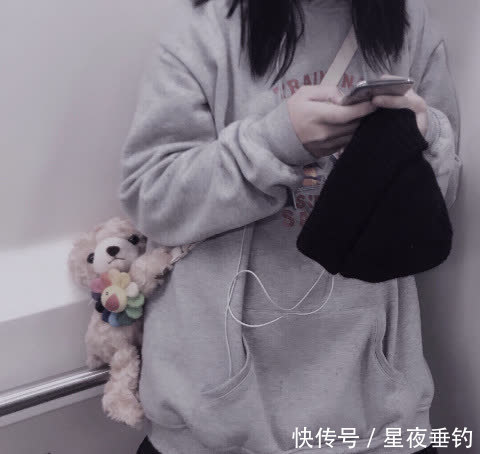 女头我以后会是别人的妻子，别人的母亲，但我只会是你的少女