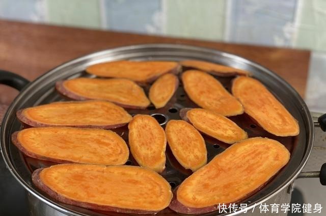 秋分后，遇到这食材别错过，蒸一蒸晒一晒就能吃，追剧少不了