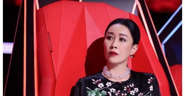 第10季《中國好聲音》開播,選手平庸,那英一語道破節目下滑原因