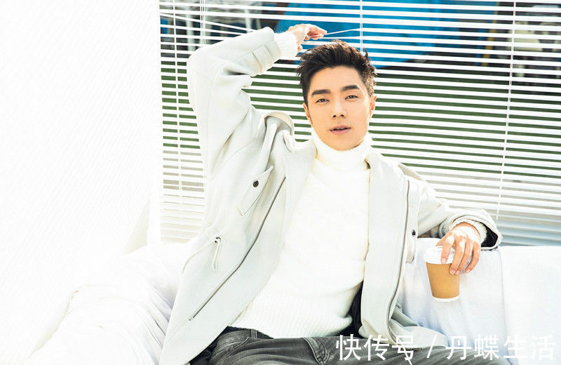 新晉《天天向上》主持人袁成杰，比王一博更善言，比大張偉更穩(wěn)重！