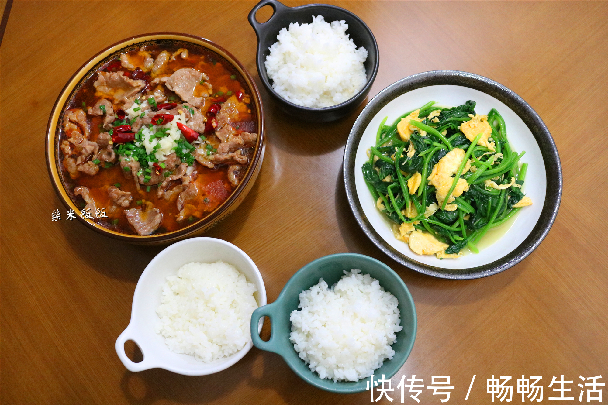 大火|上班族的晚餐，自己在家做，2个菜花了60元，网友：太实惠了