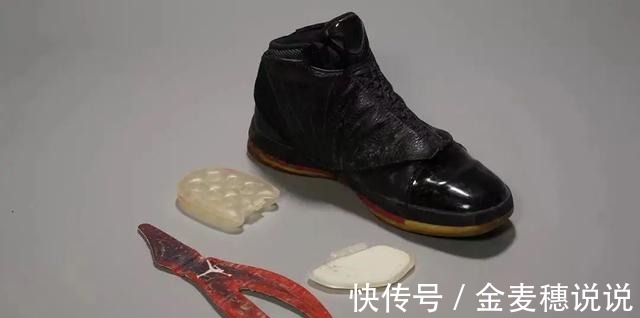 aj16 它可能是AJ正代里，最有「个性」的球鞋！