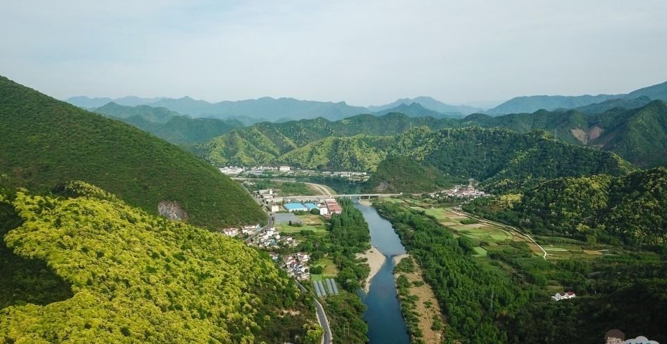 山乡|皖南山区一个古老而又美丽的山村，世界公认的中国原生态最美山乡