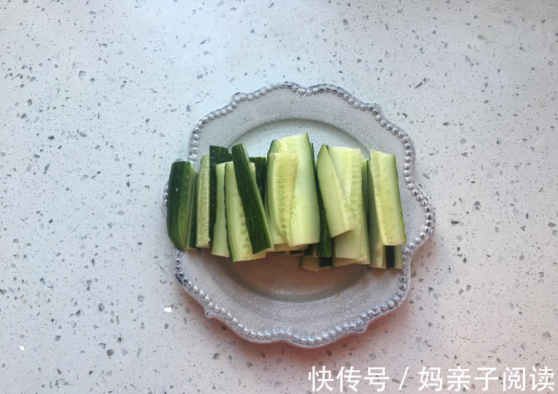 脆爽|别再去外面买咸菜了,教你在家做,酸甜脆爽