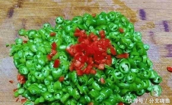 做法|青椒炒鸡蛋,这么多人都做错了,正确做法原来是这样的