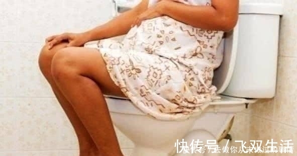 上厕所|为什么说在孕后期，孕妇上厕所特别危险？