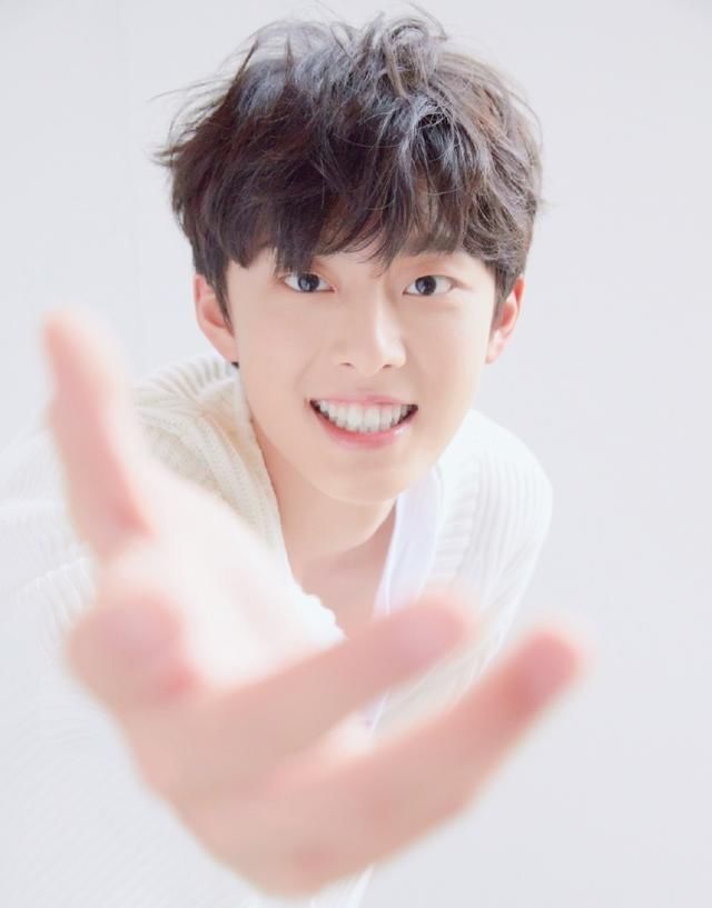 《青3》学员热度排行榜：余景天、梁森的人气不敌这位小瓷美男？