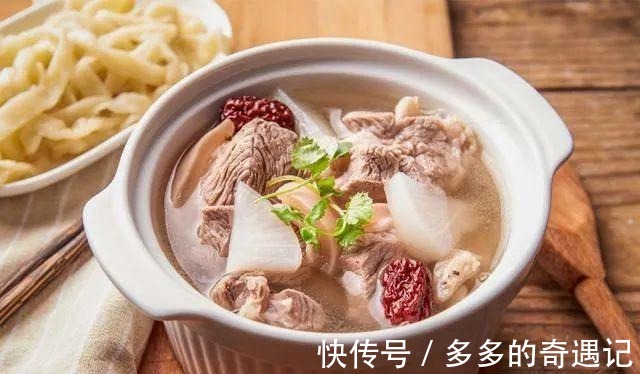 羊肉的经典做法炖得软烂,炒得香嫩!