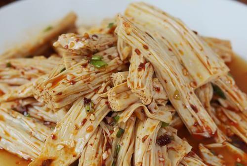 6月了,这菜比鱼肉还香,隔天吃一盘,补钙质,加强免疫力,肠道通畅