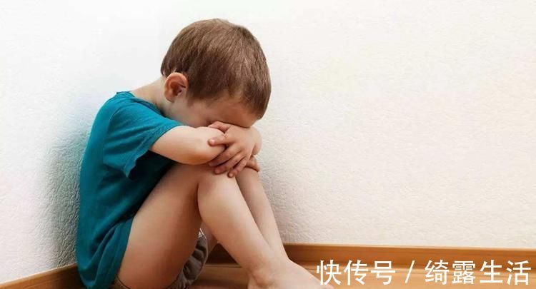 格局|父母在这方面“节俭”,不仅成就不了孩子,反倒毁了孩子的格局