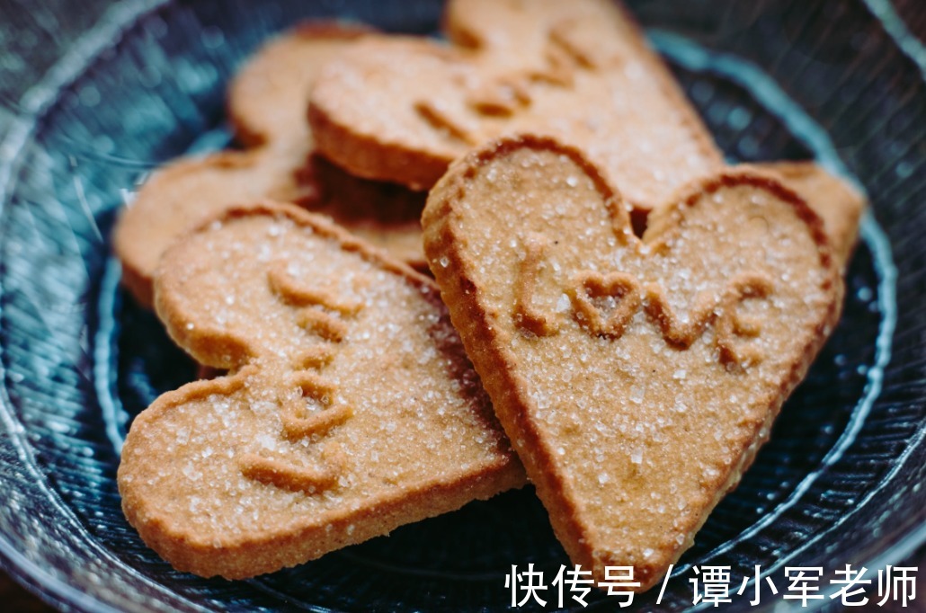 白开水|居家瘦减肥：夏天喝水能掉肉？0成本变瘦！只要你学会这几招