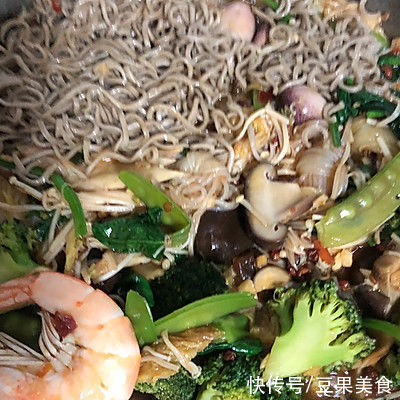 鲜掉眉毛的美味家常菜#清香麻爽秒入魂#麻辣香锅