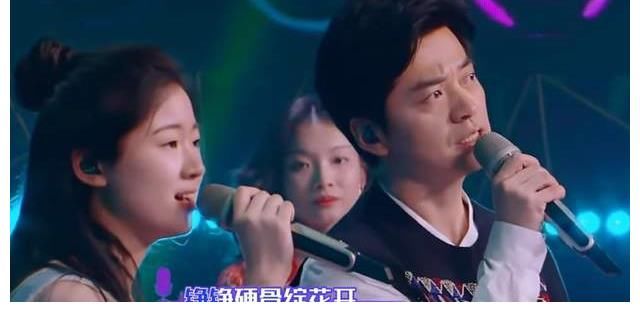 翟潇闻|《我们的歌3》单依纯不受待见，弹幕满天飞，李健忠告被抛之脑后
