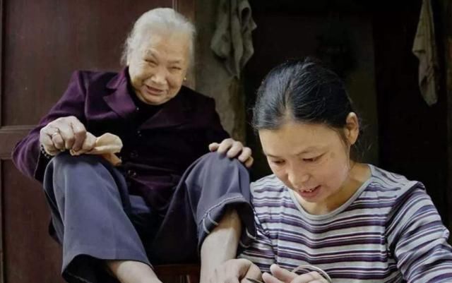 孝顺父母|孩子再多，等你老了，最孝顺的还是这一个，多数家长都疼错人