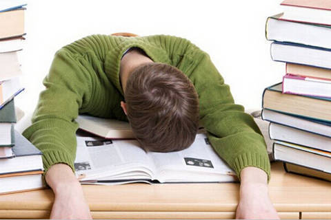 知识|熬夜的危害有多大?如何及时补救?睡眠知识贴值得你收藏