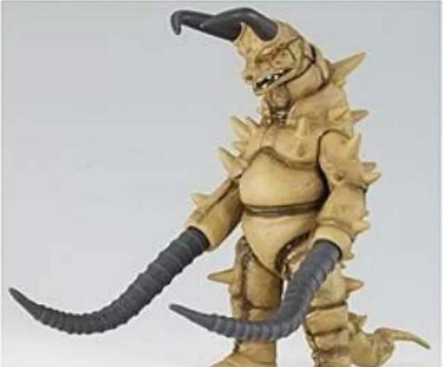 怪兽|奥特曼的IP衍生生意：一年为万代创收86亿日元