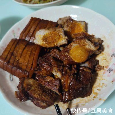 咸蛋黄酿肉|厨娘教你一招巧做咸蛋黄酿肉