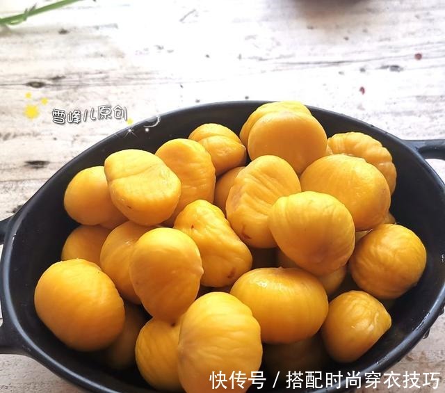 栗子怎样去皮又快又省事多做这1步不伤手特简单,赶紧试试