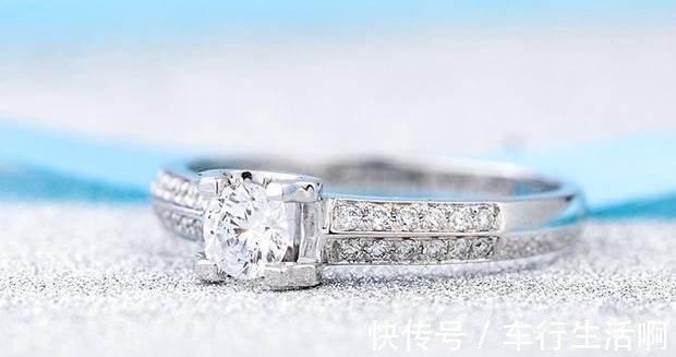 年轻人 年轻人新潮选择,为什么都选择定制钻戒!
