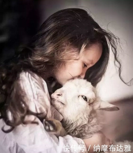 |幽默段子:丈夫出差回家,和女上司拿错了手机,打给老婆