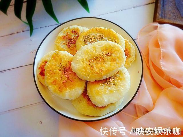 做法|这饼怎么吃都吃不够,咬一口直掉渣,酥脆香甜又暄软,做法真简单