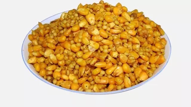 小鱼闹窝,教你几招,其中一招“以毒攻毒”极端法,百试百灵