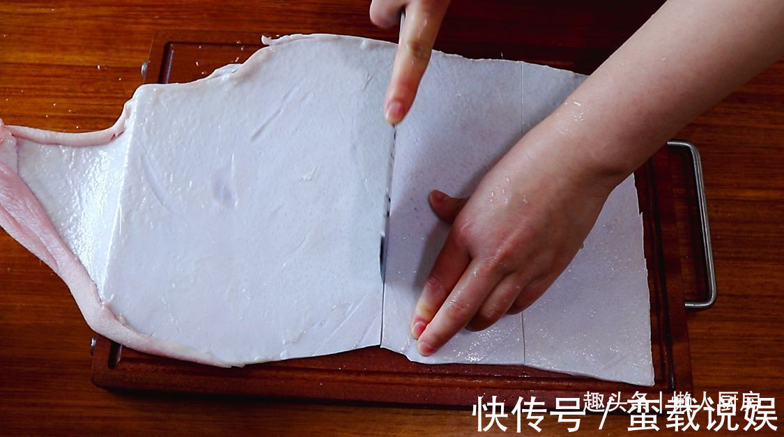 收入|掌握好这些技巧，炸出来的猪皮蓬松，有人凭借着炸猪皮年收入百万