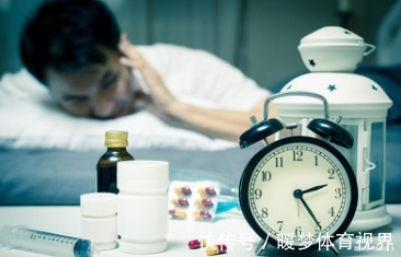 成年人|半夜三点还睡不着中医教你2招，不花钱也能治好失眠症