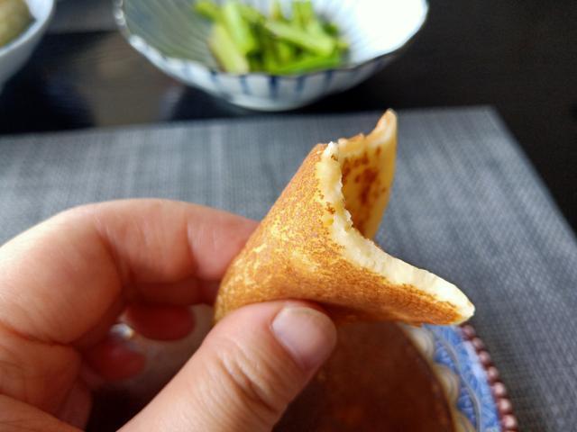 老两口的“轻食”早餐,简单又美好,网友有仪式感的生活