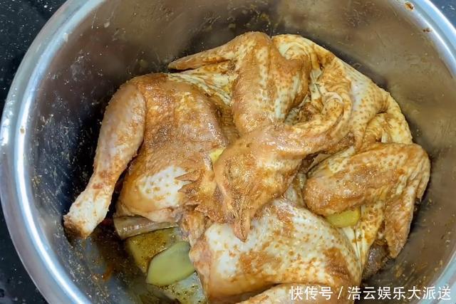 秋后|立秋后,多给家人这样蒸鸡吃,鸡肉嫩滑又滋补,营养不流失,解馋