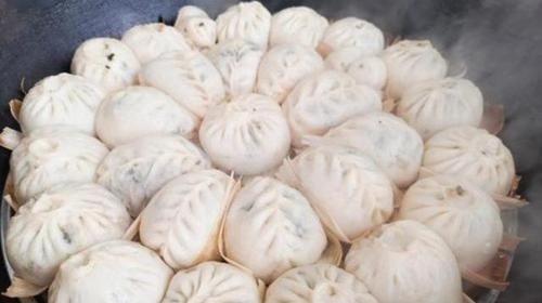 蒸包子，千万不要直接上锅蒸，3个小诀窍，包子鲜嫩松软，不塌陷