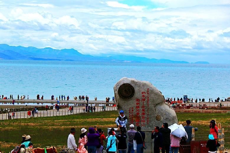 邂逅纳木措，转山转水转佛塔，只为领略她那神圣的魅力和天堂般的蓝