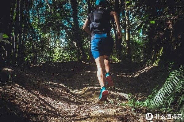 glide 我今年最期待的越野跑鞋，没有之一——Salomon Ultra Glide长距离越野跑鞋