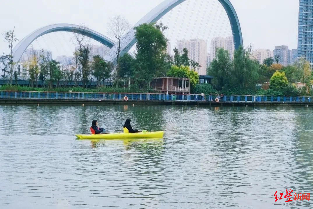 红星观察丨春节消费新场景，成都“幸福生活经”带来了什么商机？
