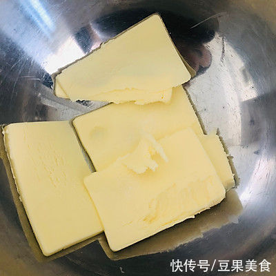 吃一次就上瘾的焦糖杏仁咸奶油蛋糕卷