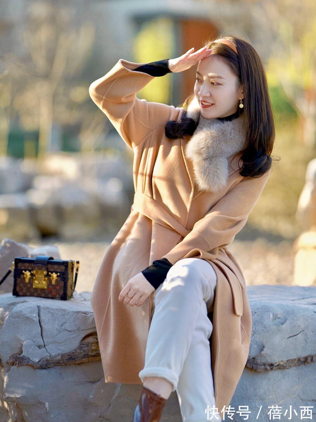 大衣|奔三奔四的女人一定要精致!冬季多穿“大地色大衣”,气质大加分