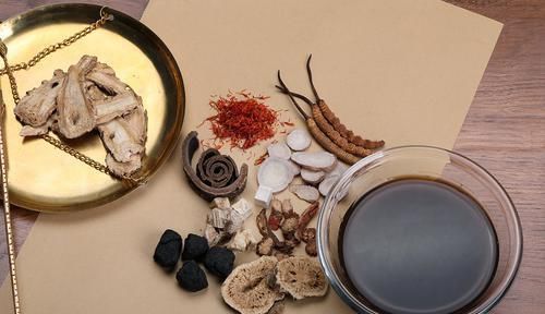 头痛|治头痛特效方!仅4味药,通经活络,一剂见效,比止痛药好10倍!