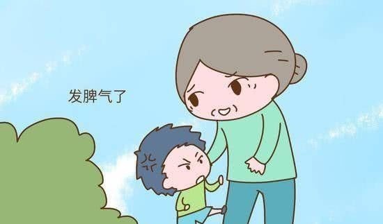 胡萝卜|10岁男孩口吐白沫,不治身亡,医生惋惜:孩子这个地方真的不能打