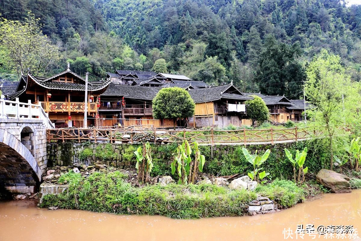 胡家溪土家族古村落，一脚踏五县，距今已千年