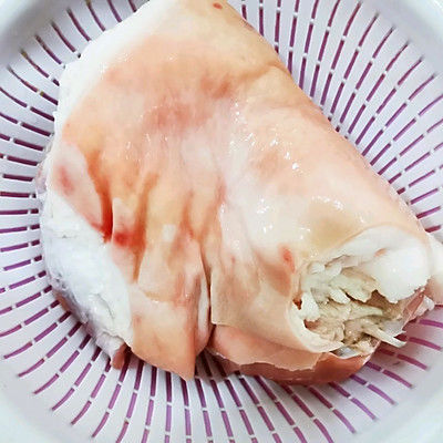 清炖肘子汆酸菜