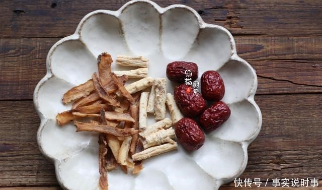 冬天,这糖水我隔天喝一次,不寒不燥滋补又不腻,护肤品都省了